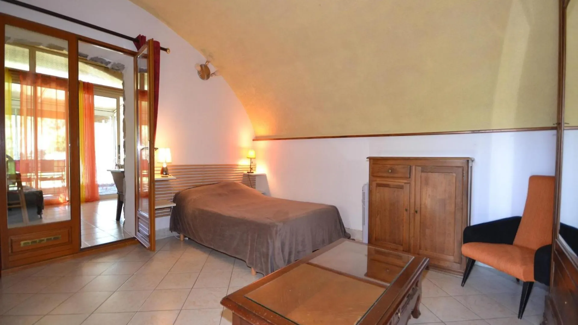 Amazing Apartment In Lanas With Large Garden