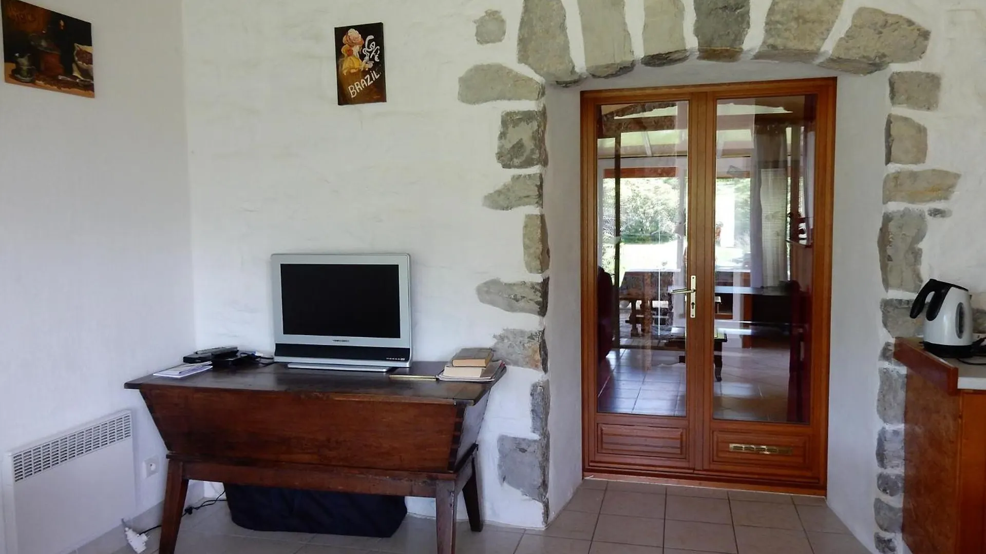 Amazing Apartment In Lanas With Large Garden