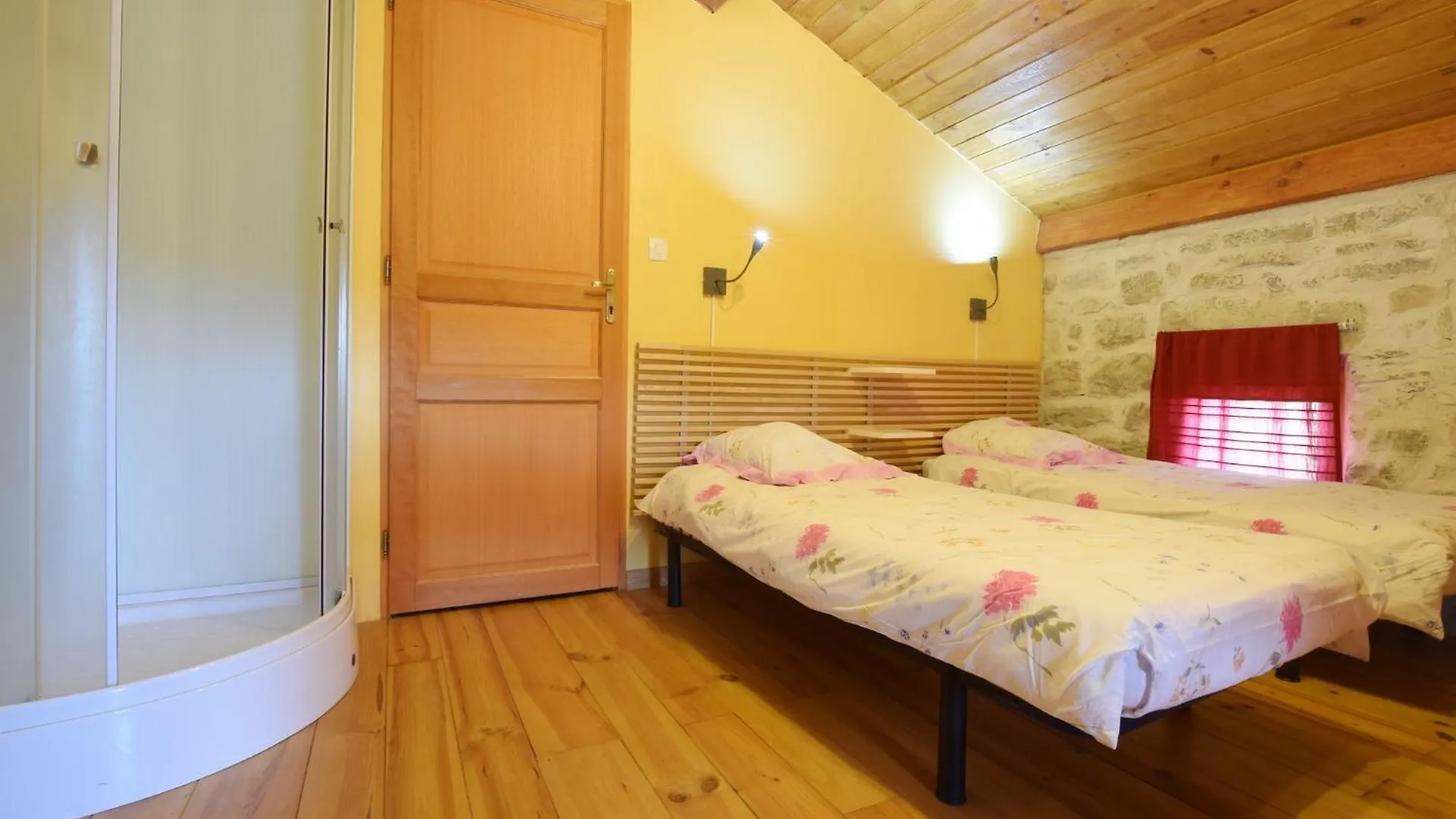 Amazing Apartment In Lanas With Large Garden France
