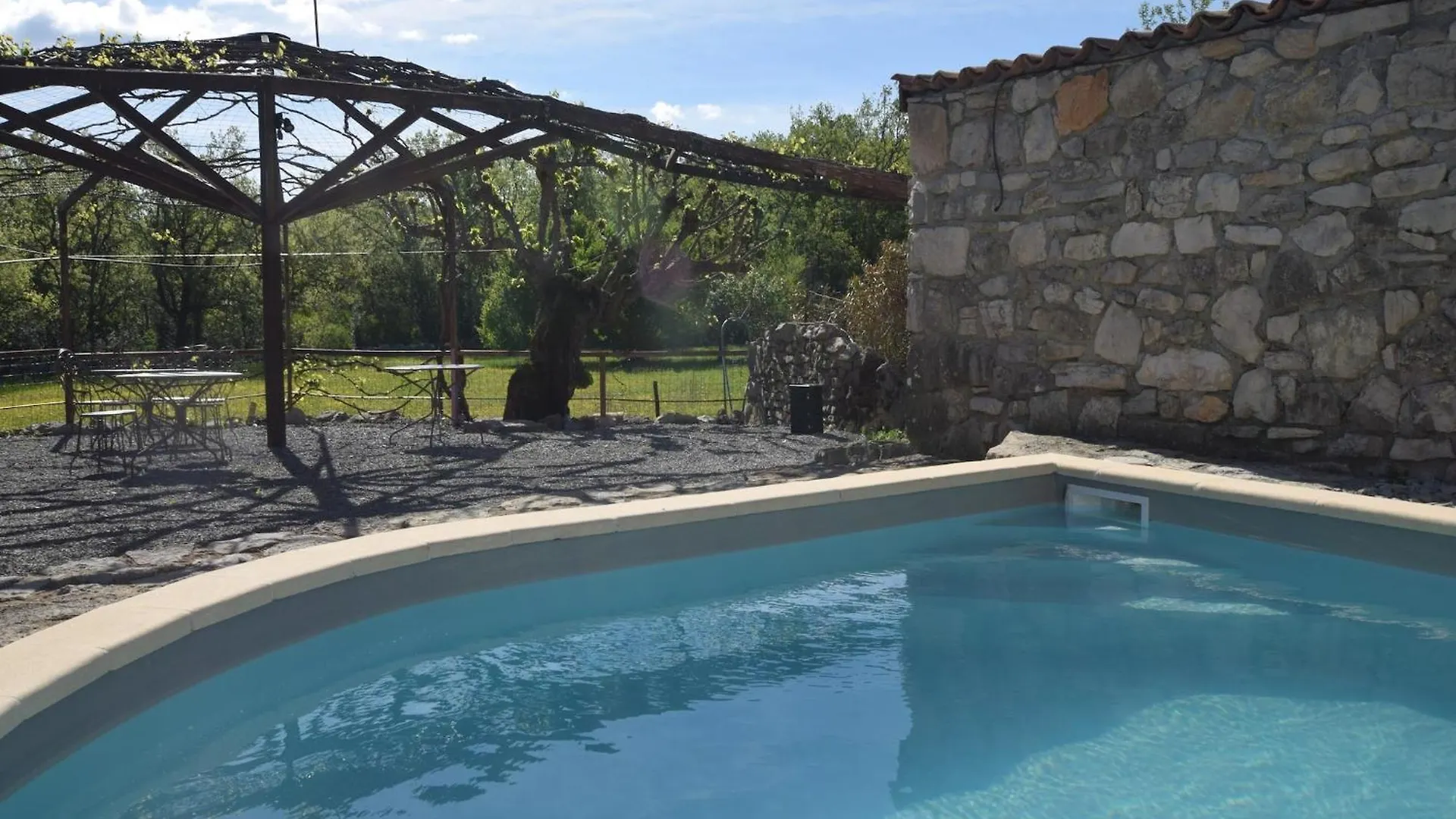 Amazing Apartment In Lanas With Large Garden